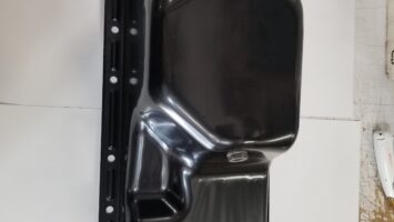 426 Hemi Oil Pan with Drain Plug 2780547