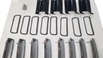 1971 Cuda, Fender Louvers with 8 brackets  - Set - CHELVR001